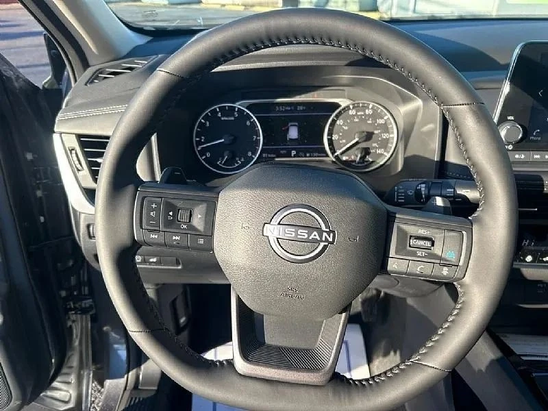 2026 Nissan Rogue - Image 7 of 12