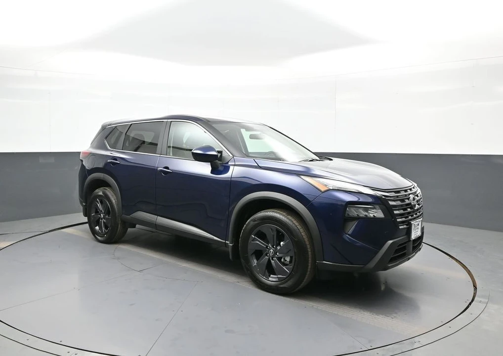2026 Nissan Rogue - Image 4 of 21