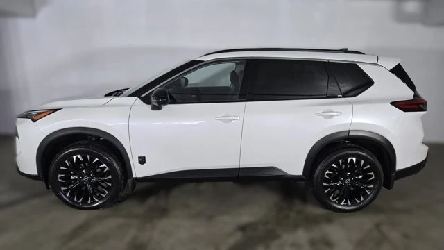 2026 Nissan Rogue - Image 3 of 20