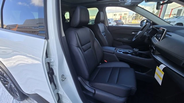 2026 Nissan Rogue - Image 18 of 20