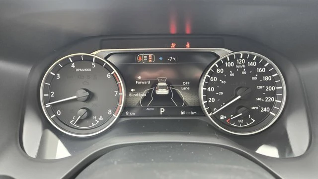 2026 Nissan Rogue - Image 9 of 19