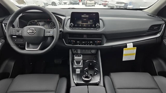 2026 Nissan Rogue - Image 7 of 19