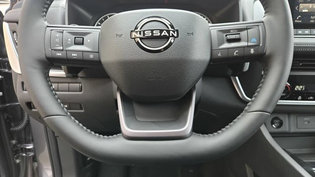 2026 Nissan Rogue - Image 10 of 20