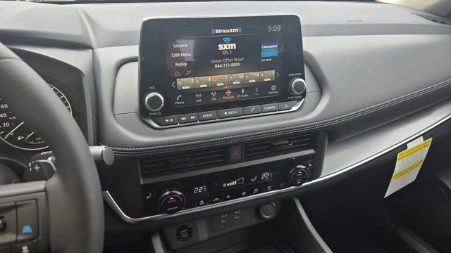 2026 Nissan Rogue - Image 11 of 20