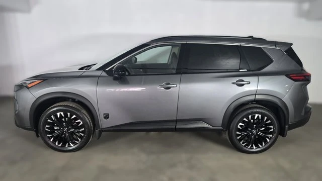 2026 Nissan Rogue - Image 3 of 20