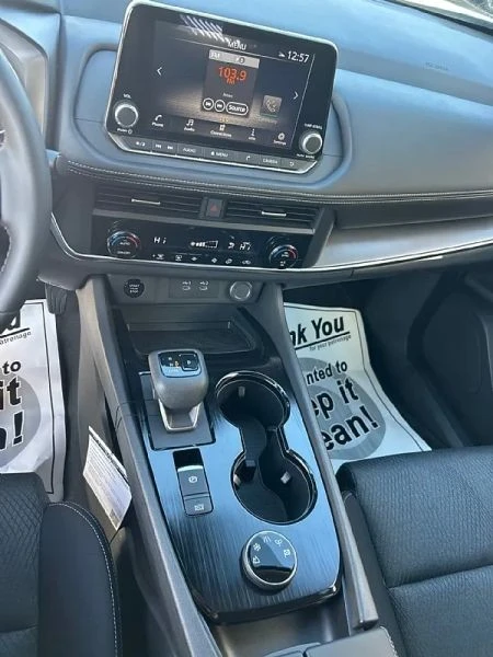 2026 Nissan Rogue - Image 8 of 12