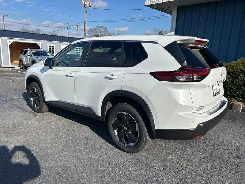 2026 Nissan Rogue - Image 4 of 12