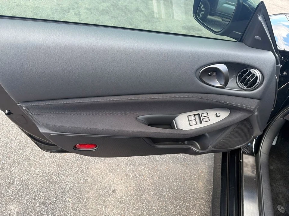 2026 Nissan Z 7th Gen - Image 12 of 31
