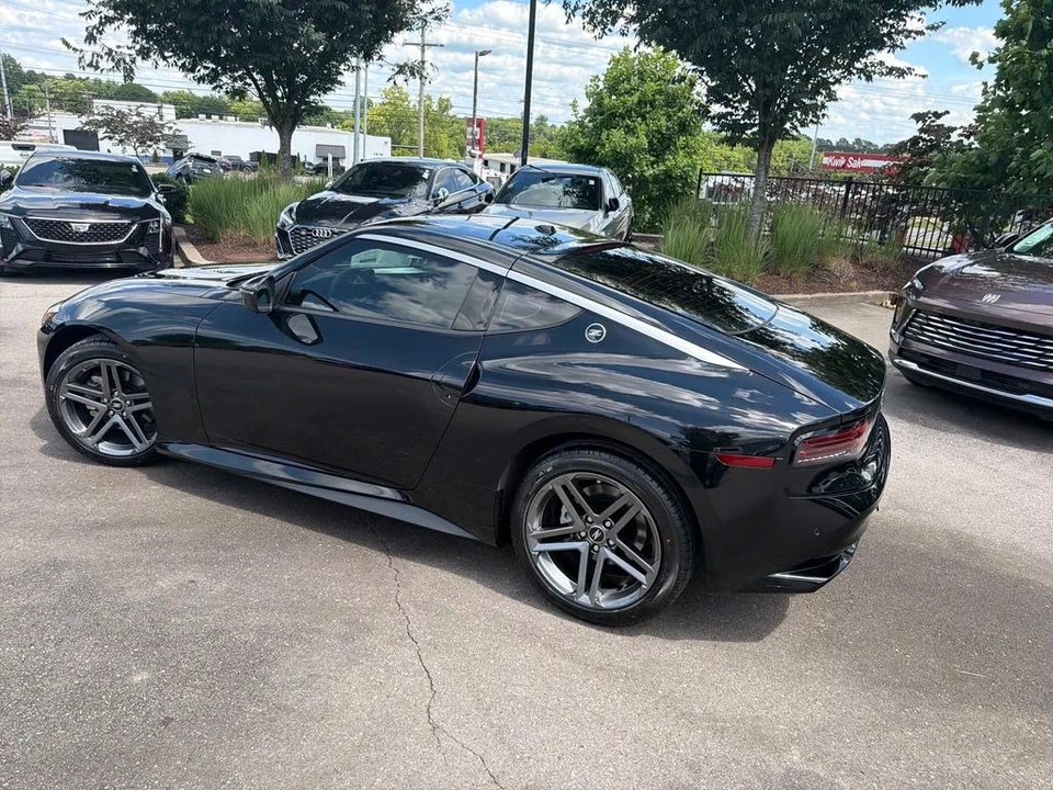 2026 Nissan Z 7th Gen - Image 6 of 31