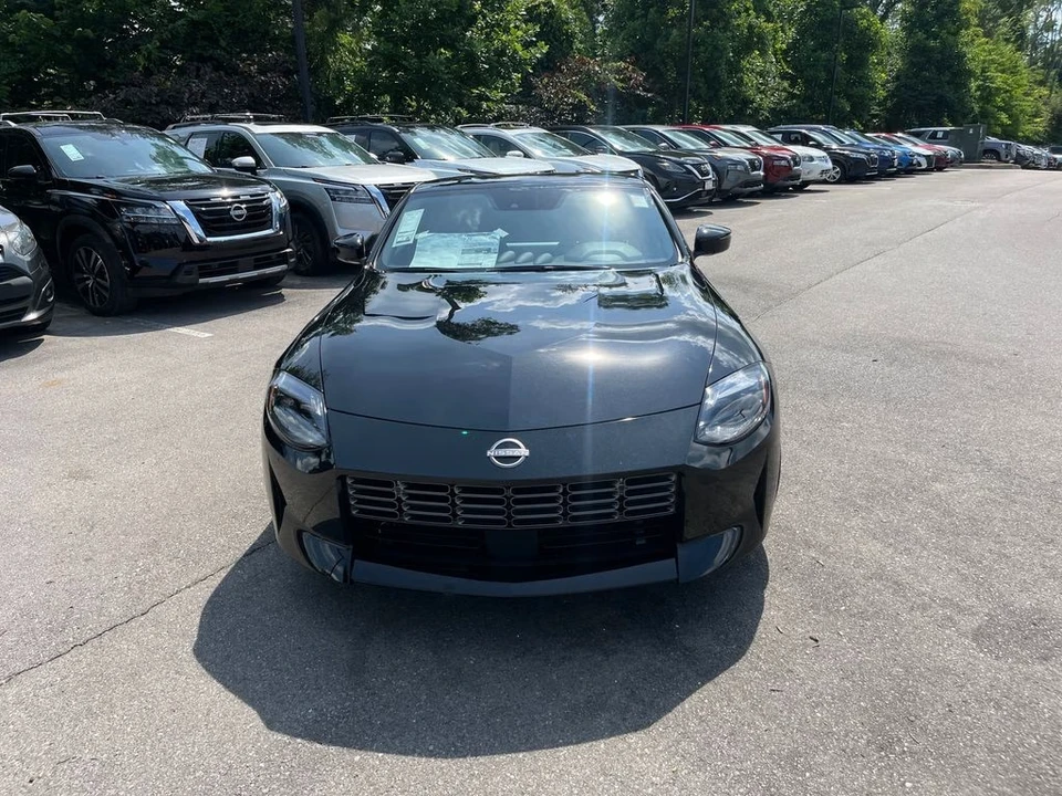 2026 Nissan Z 7th Gen - Image 10 of 31