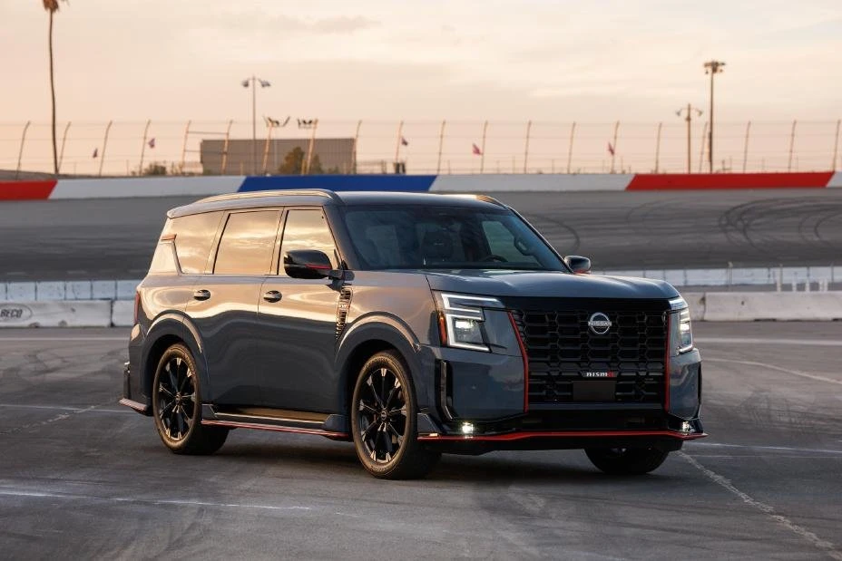 2026 Nissan Armada - Image 2 of 7