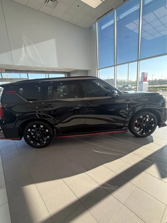 2026 Nissan Armada - Image 5 of 11