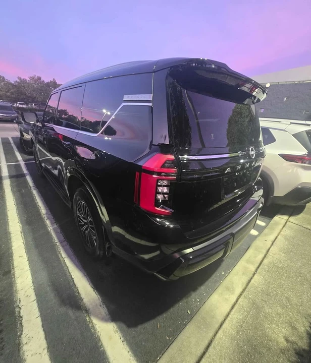 2026 Nissan Armada - Image 8 of 19