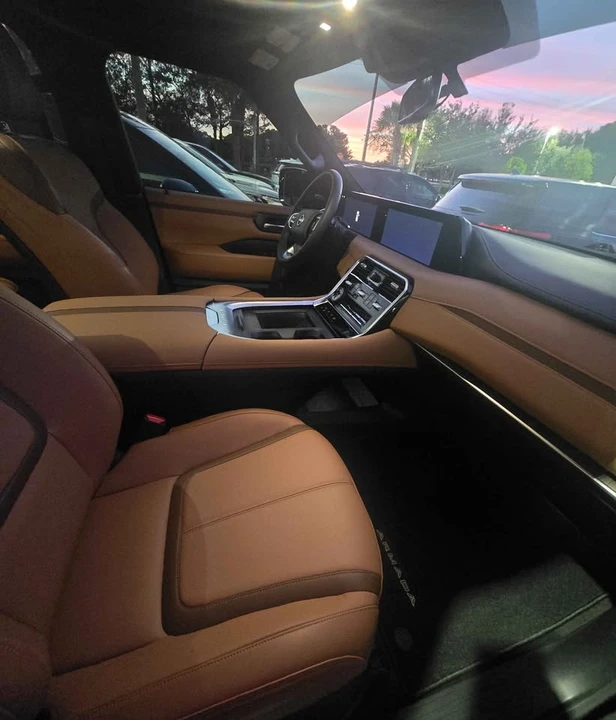 2026 Nissan Armada - Image 13 of 19