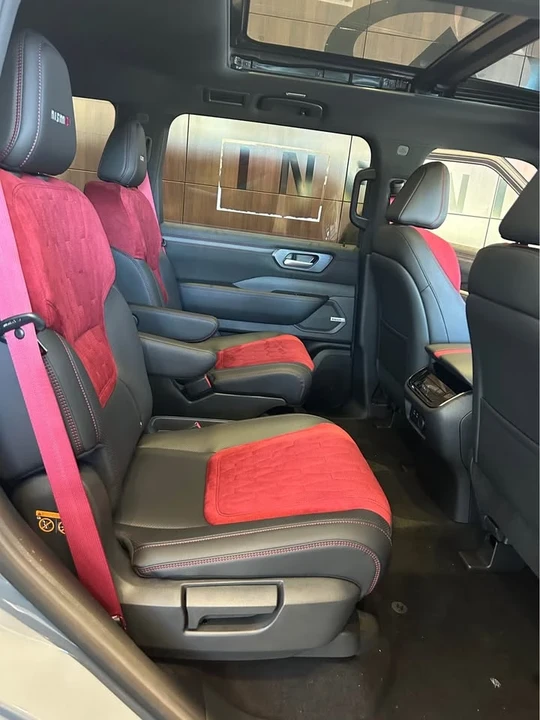 2026 Nissan Armada - Image 10 of 11