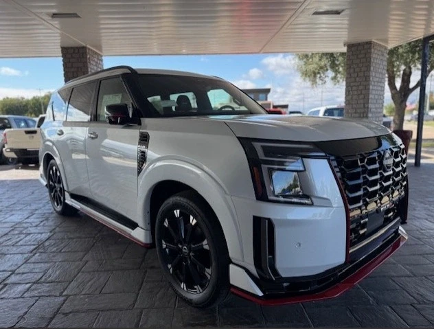 2026 Nissan Armada - Image 2 of 9