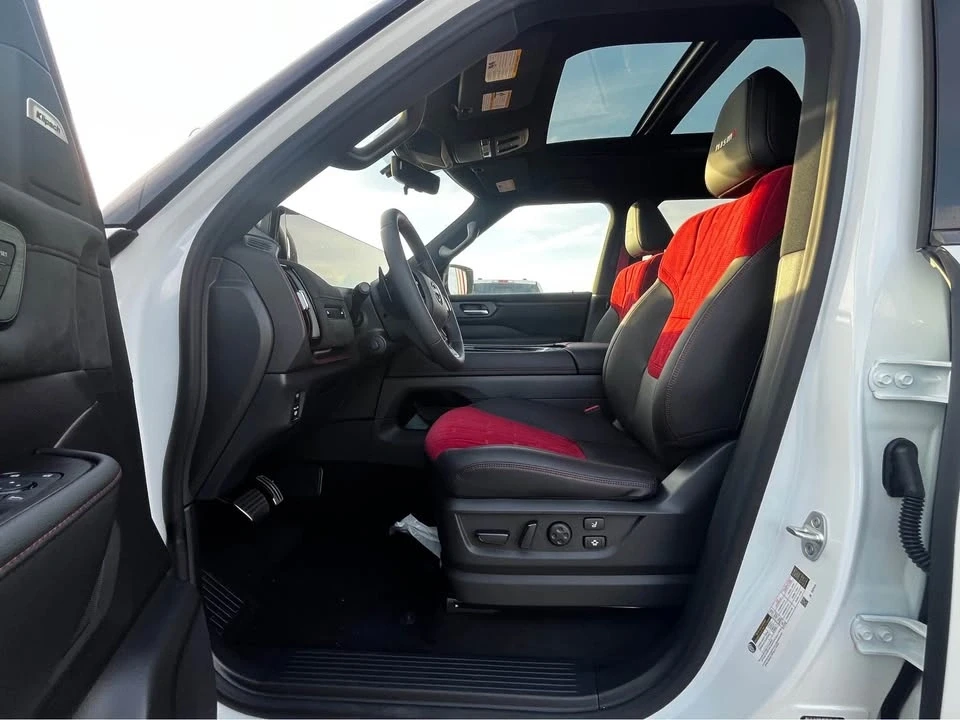 2026 Nissan Armada - Image 8 of 20