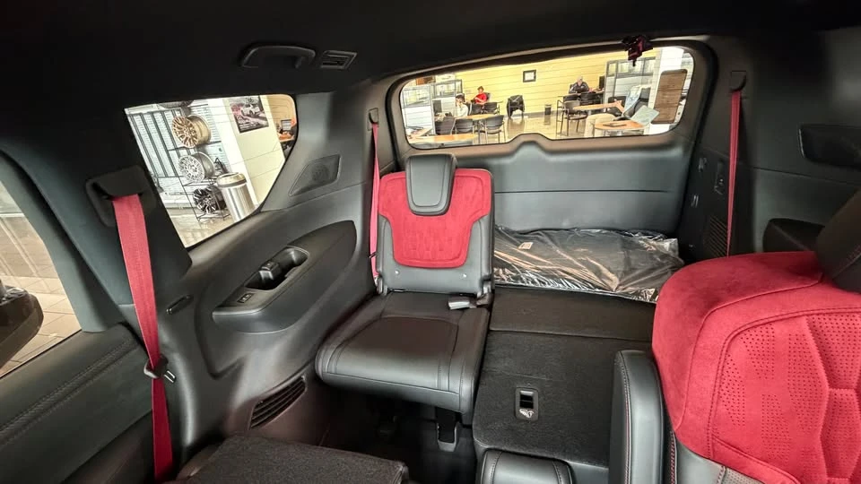 2026 Nissan Armada - Image 7 of 9