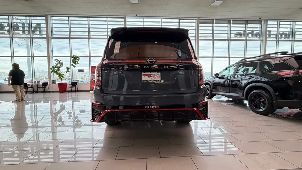 2026 Nissan Armada - Image 4 of 9