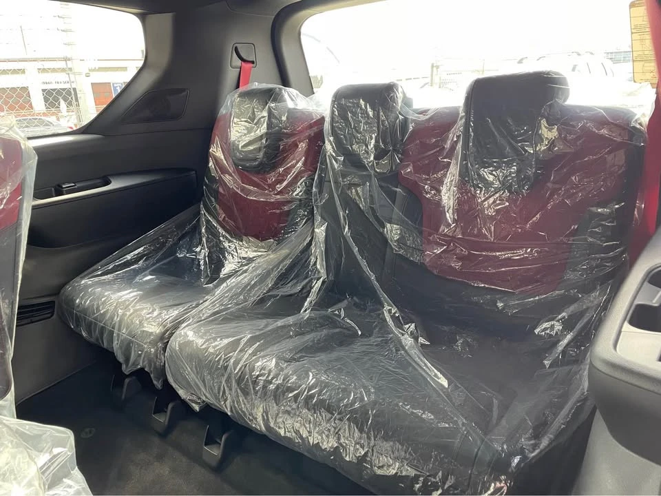 2026 Nissan Armada - Image 13 of 14