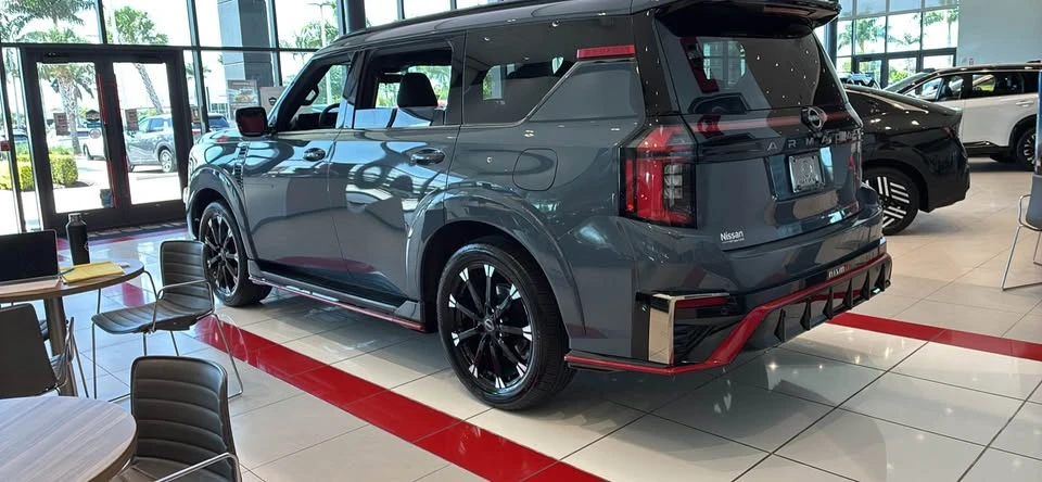 2026 Nissan Armada - Image 10 of 15