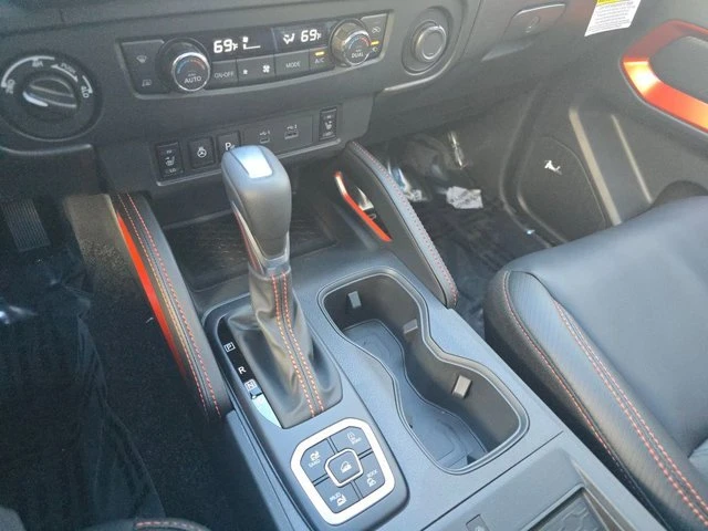 2026 Nissan Frontier 3rd Gen - Image 12 of 20