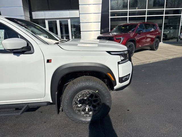2026 Nissan Frontier 3rd Gen - Image 2 of 18