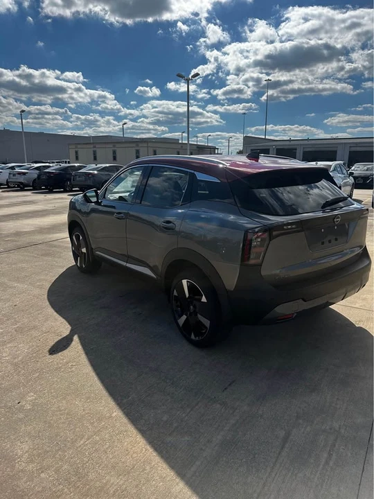 2026 Nissan Kicks - Image 7 of 16