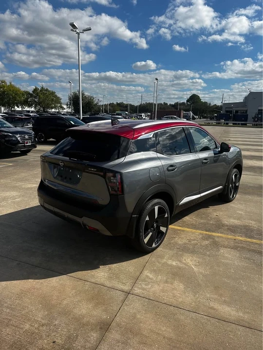 2026 Nissan Kicks - Image 5 of 16