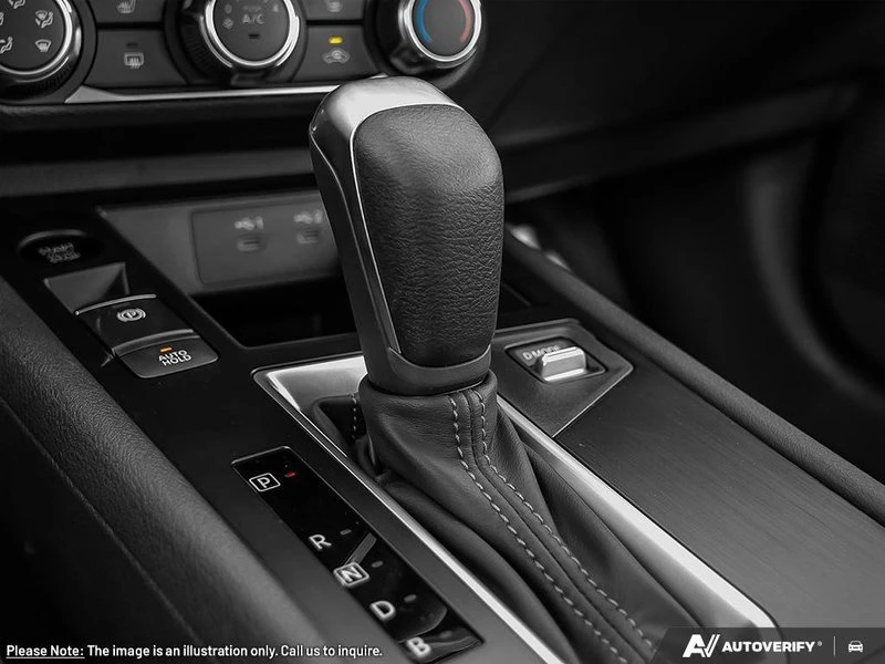 2026 Nissan Kicks - Image 11 of 20