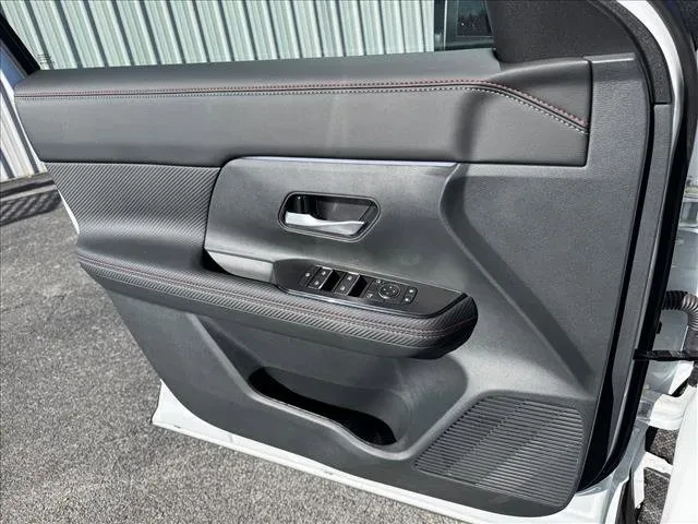 2026 Nissan Kicks - Image 11 of 12