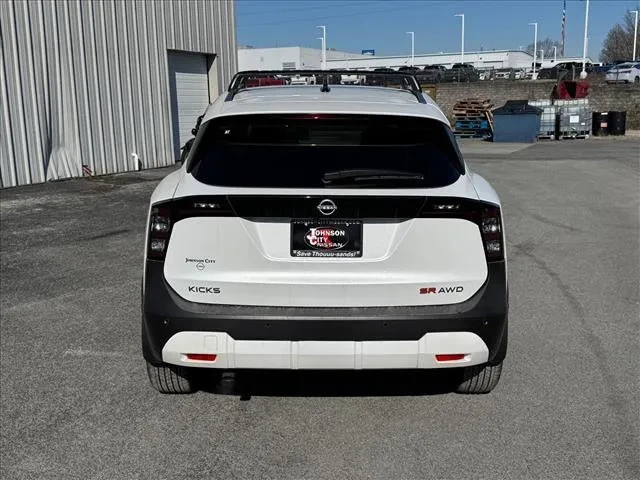 2026 Nissan Kicks - Image 4 of 12