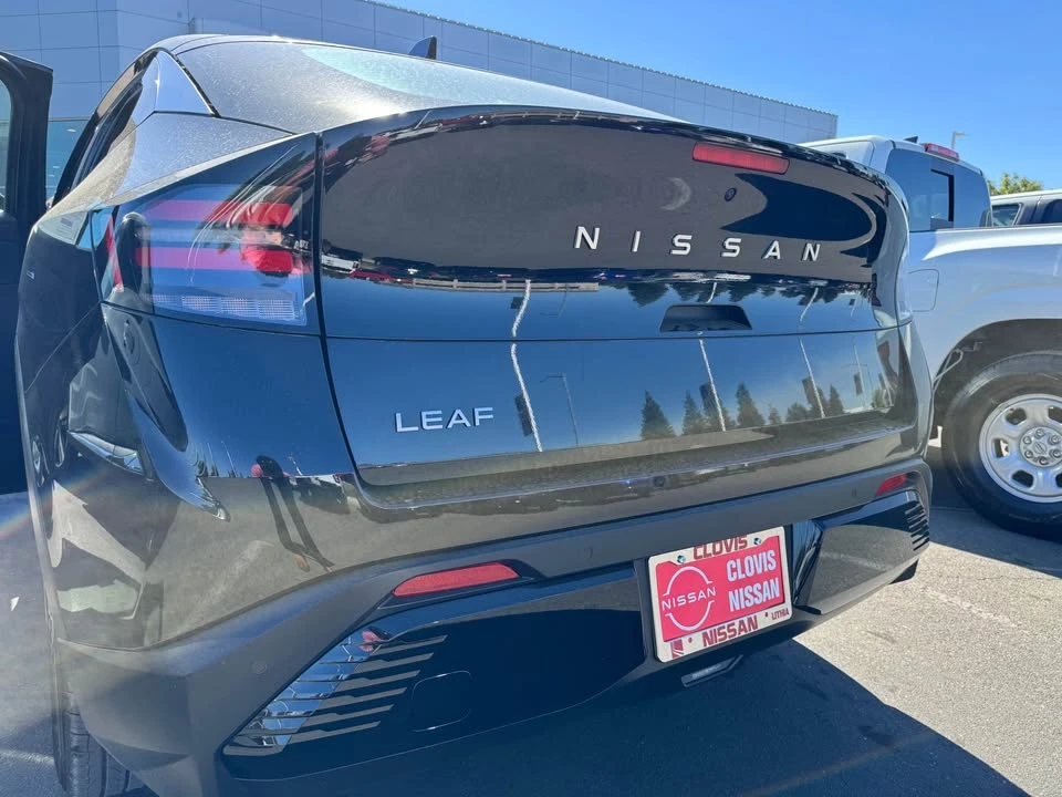 2026 Nissan Leaf - Image 4 of 8