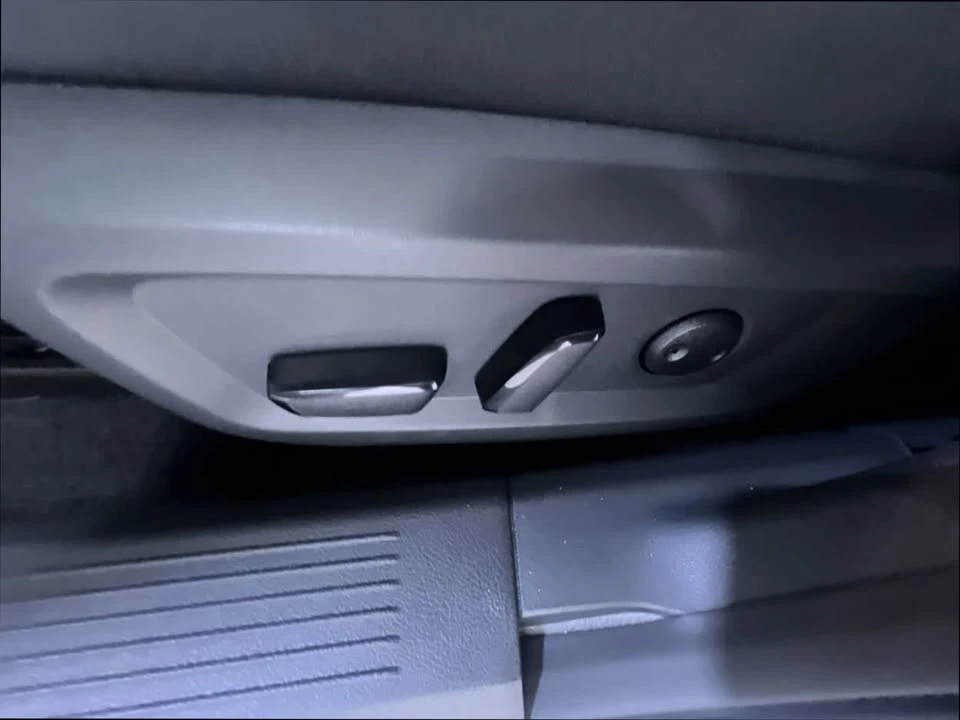 2026 Nissan Rogue - Image 13 of 20