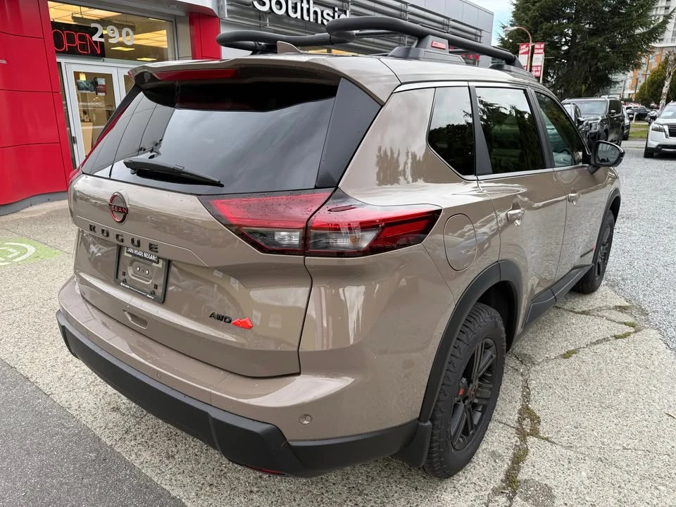 2026 Nissan Rogue - Image 6 of 15