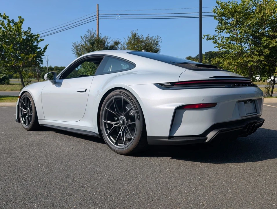 2026 Porsche 992 Carrera - Image 6 of 31