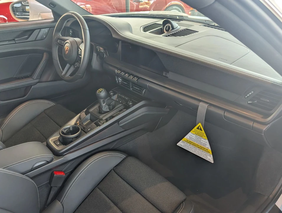 2026 Porsche 992 Carrera - Image 21 of 31