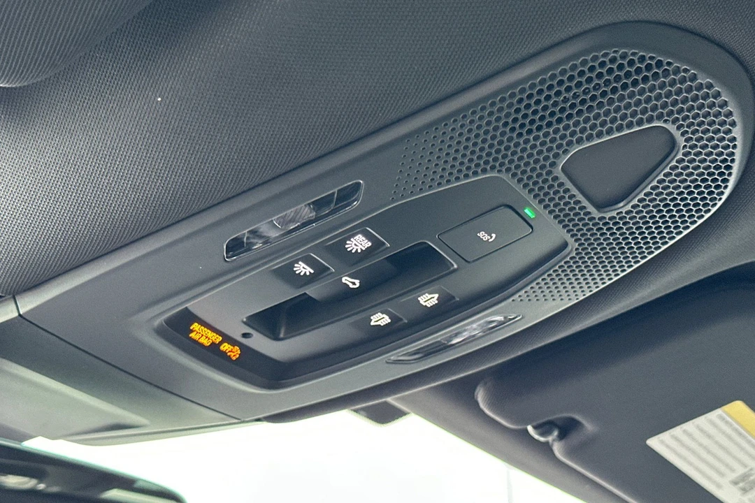2026 Porsche 976 Panamera - Image 20 of 31