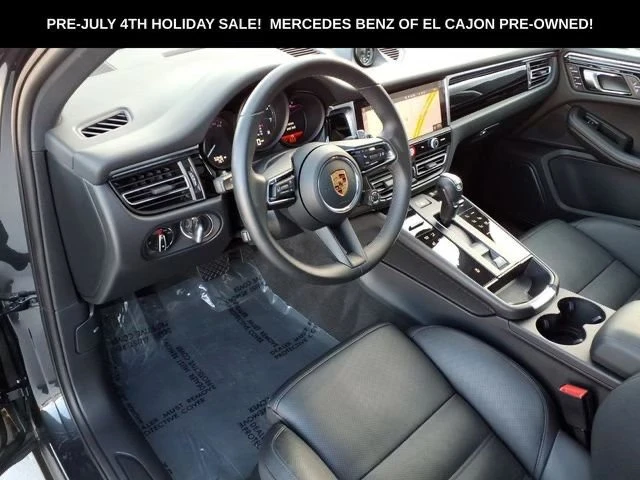 2026 Porsche Macan Electric - Image 2 of 11