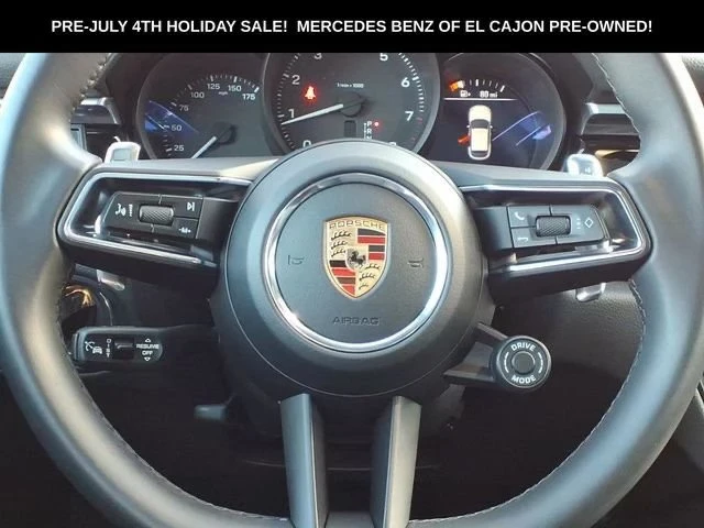 2026 Porsche Macan Electric - Image 3 of 11