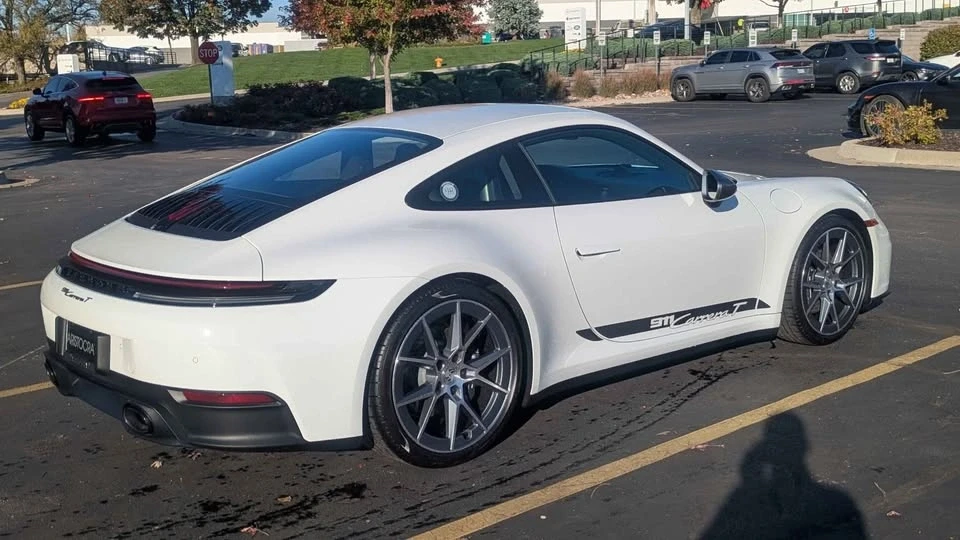 2026 Porsche 992 Carrera T - Image 4 of 8