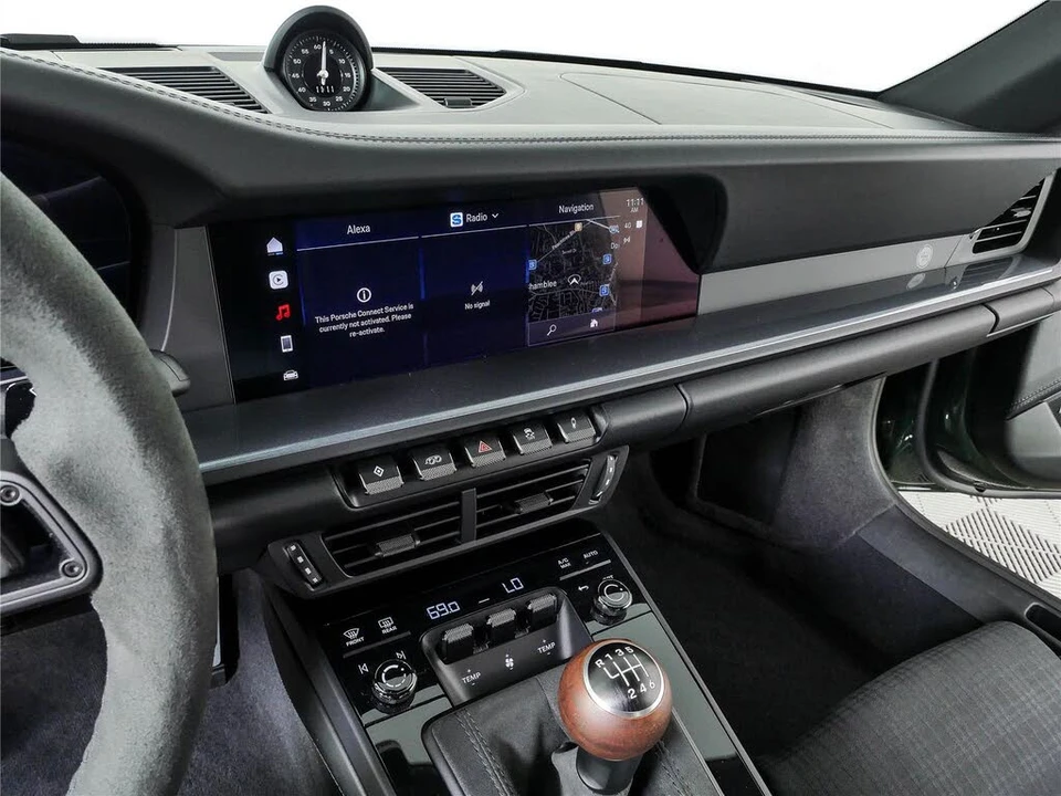 2026 Porsche 992 Carrera - Image 13 of 31