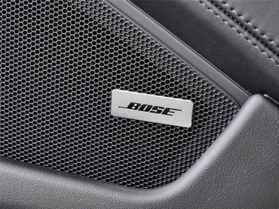2026 Porsche 992 Carrera - Image 7 of 31