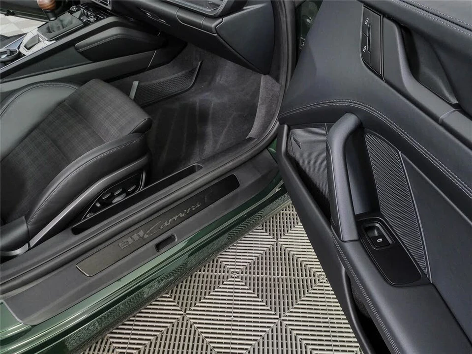 2026 Porsche 992 Carrera - Image 24 of 31