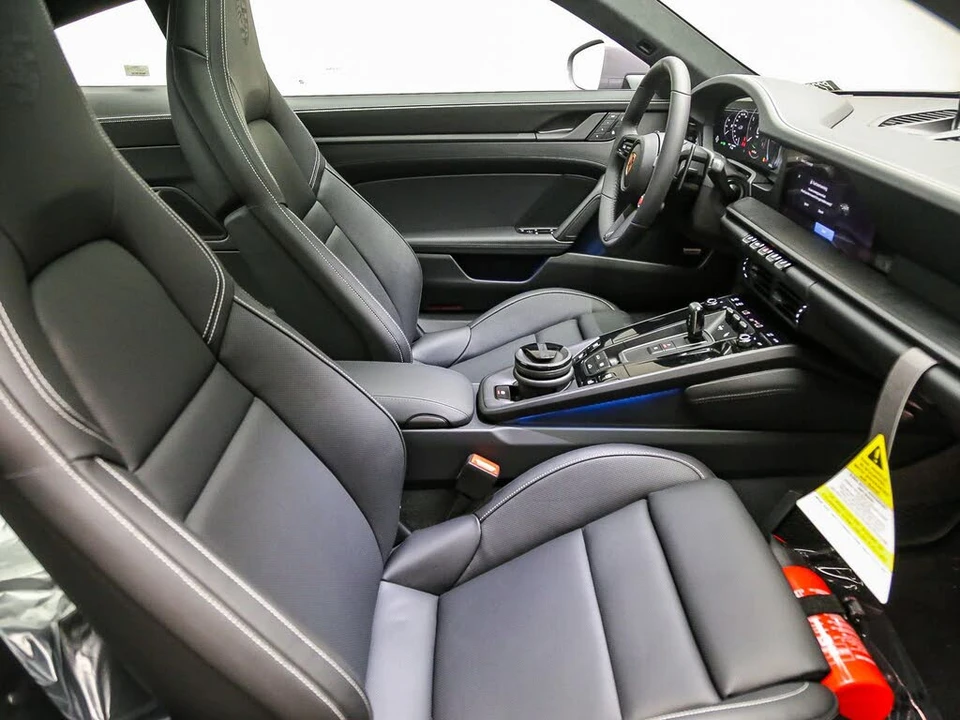 2026 Porsche 992 Carrera - Image 22 of 31