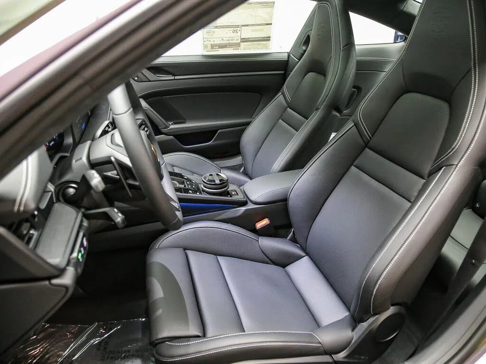 2026 Porsche 992 Carrera - Image 5 of 31