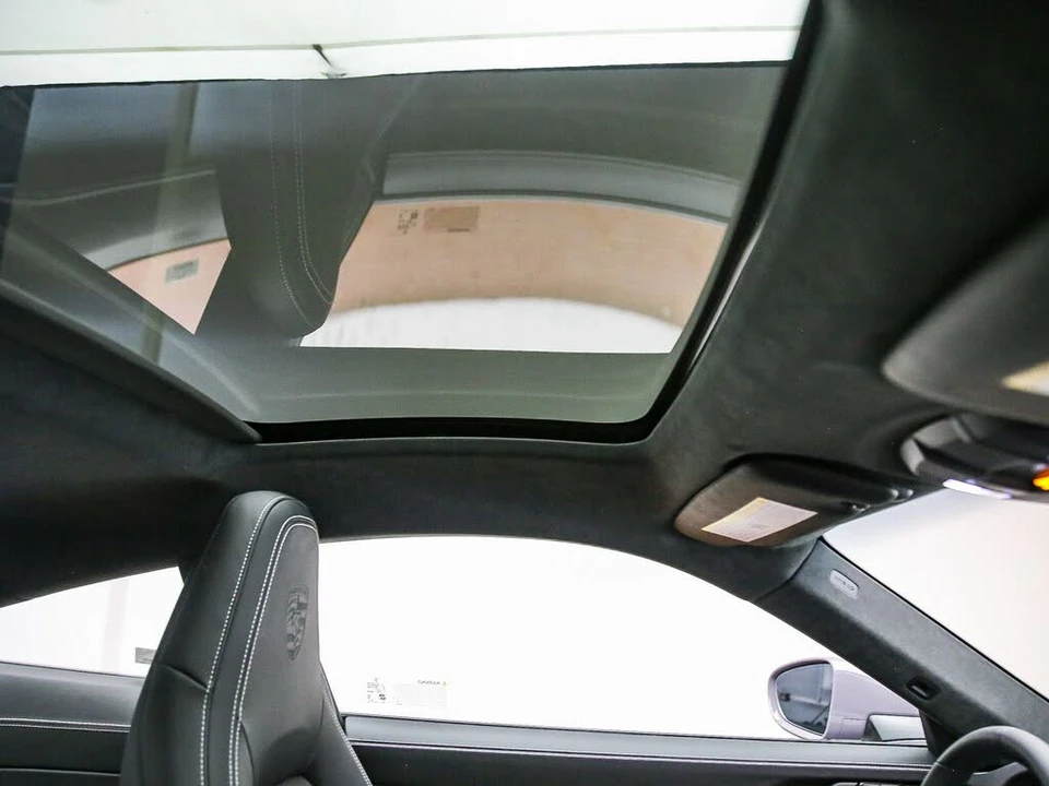 2026 Porsche 992 Carrera - Image 23 of 31