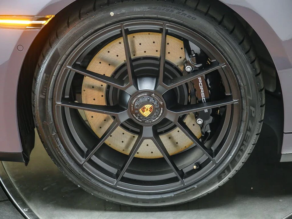 2026 Porsche 992 Carrera - Image 13 of 31