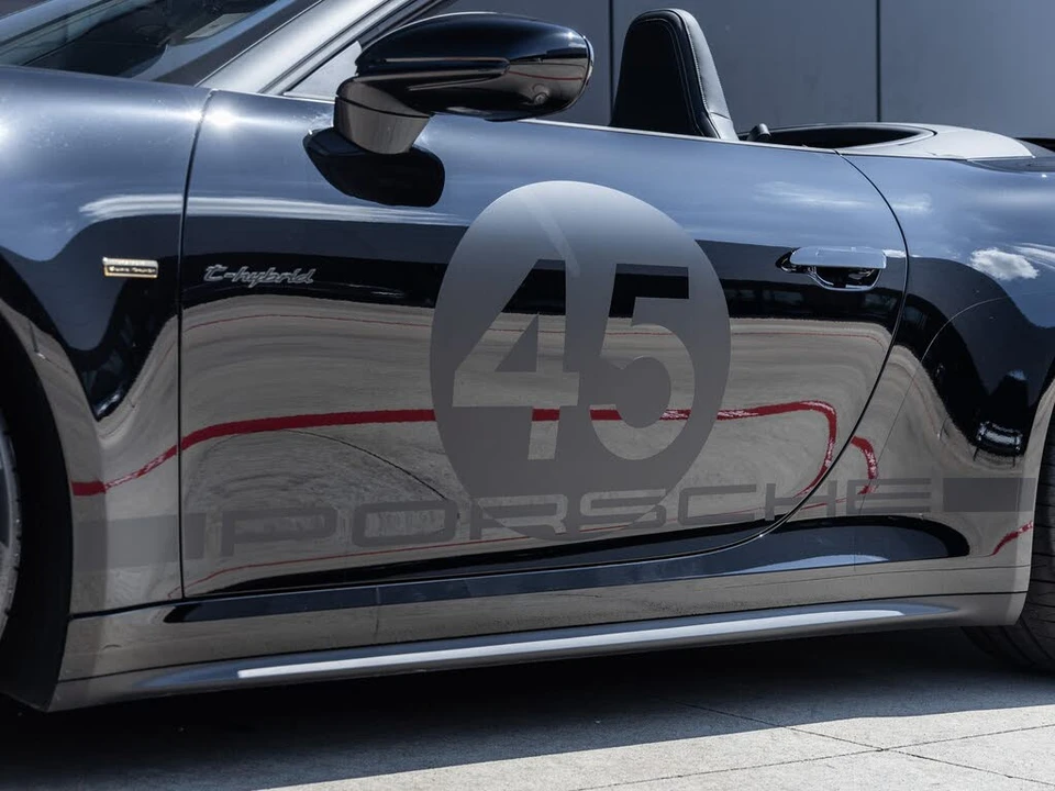 2026 Porsche 992 Carrera - Image 21 of 31