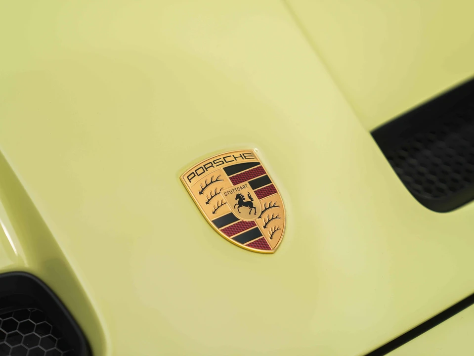 2026 Porsche 992 GT3 - Image 17 of 31